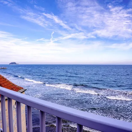 Lemon & Salt Seafront With Amazing Terrace - Prime Location Apartament Alassio