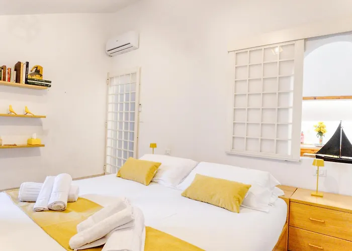Lemon & Salt Seafront With Amazing Terrace - Prime Location Daire
