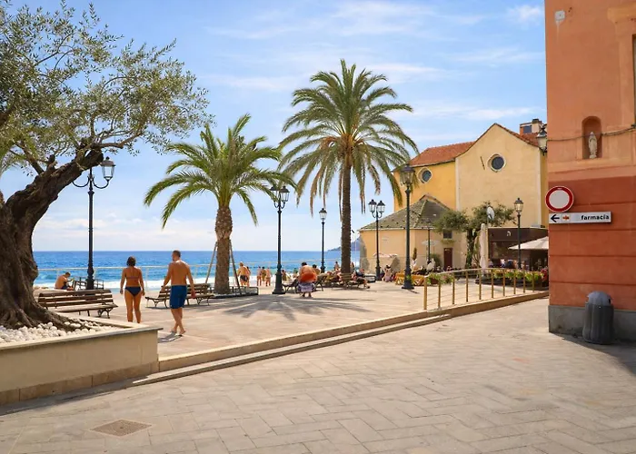 Daire Lemon & Salt Seafront With Amazing Terrace - Prime Location Alassio