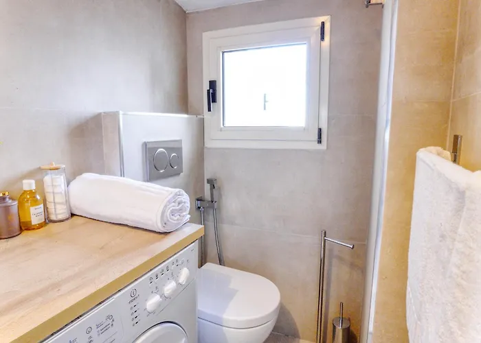 Daire Lemon & Salt Seafront With Amazing Terrace - Prime Location Alassio