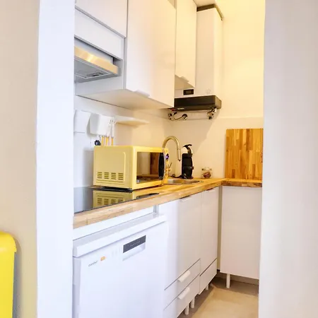 Lemon & Salt Seafront With Amazing Terrace - Prime Location Apartment Alassio